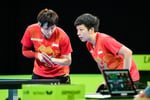 Guaranteed gold: Feng Tianwei and Zeng Jian to battle it out in Birmingham